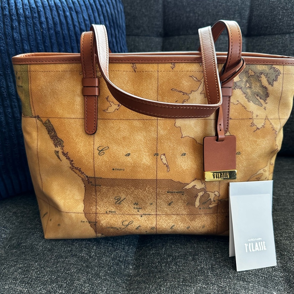 Alviero Martini Geo Woman Medium Bag